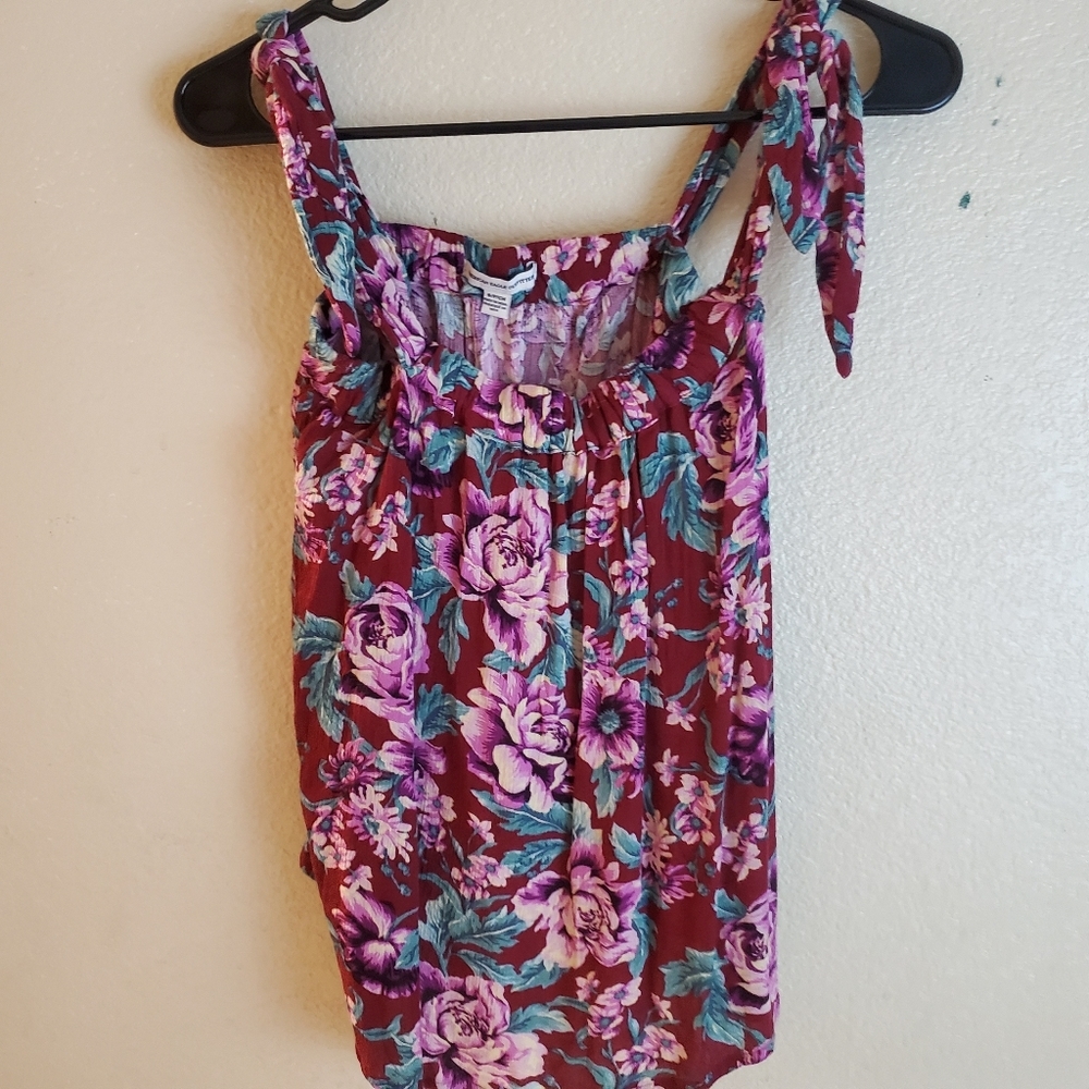 American Eagle Floral Sleeveless Boho Top